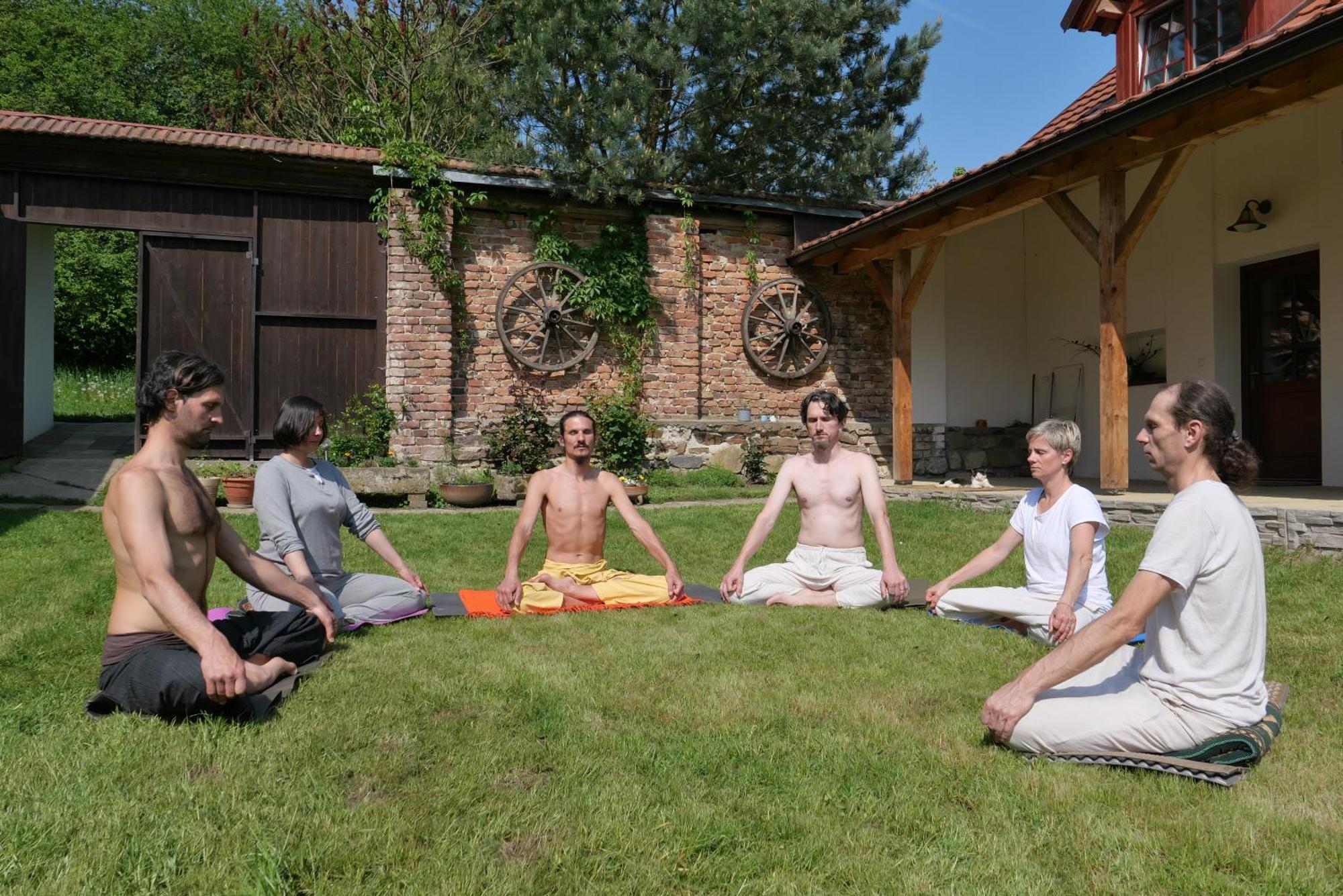 Yogashrama Traditional Ústí nad Orlicí Eksteriør bilde